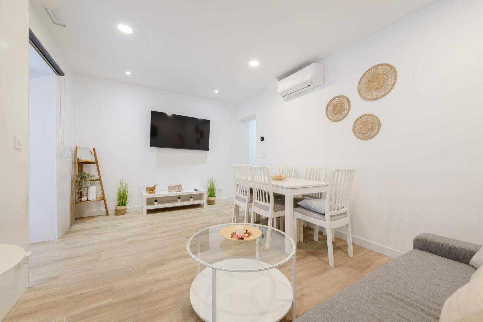 Guestready - Lindo Estudio Cerca Puerta De Toledo Madrid Exteriör bild