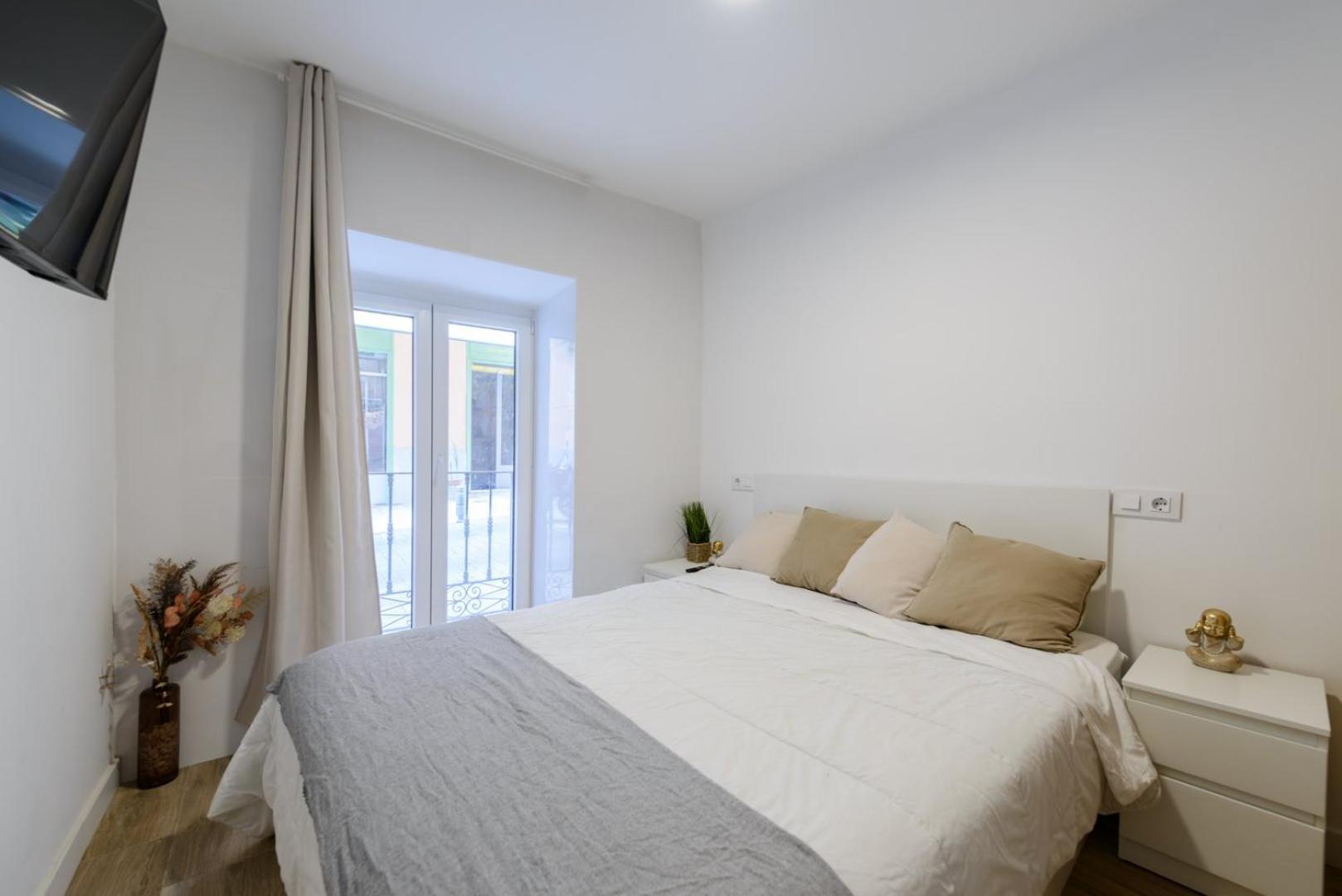 Guestready - Lindo Estudio Cerca Puerta De Toledo Madrid Exteriör bild