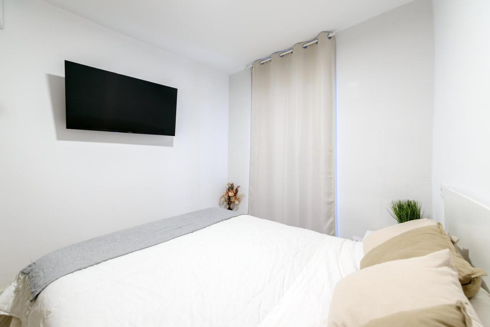 Guestready - Lindo Estudio Cerca Puerta De Toledo Madrid Exteriör bild