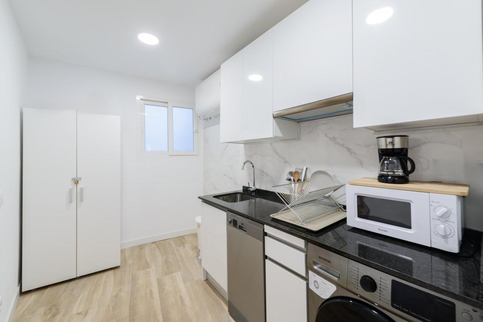Guestready - Lindo Estudio Cerca Puerta De Toledo Madrid Exteriör bild